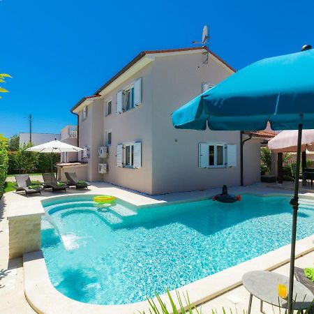 Holiday Home Villa Valentina By Interhome Loborika Exterior foto