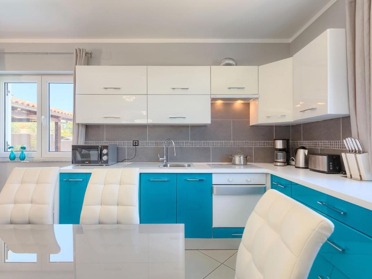 Holiday Home Villa Valentina By Interhome Loborika Exterior foto