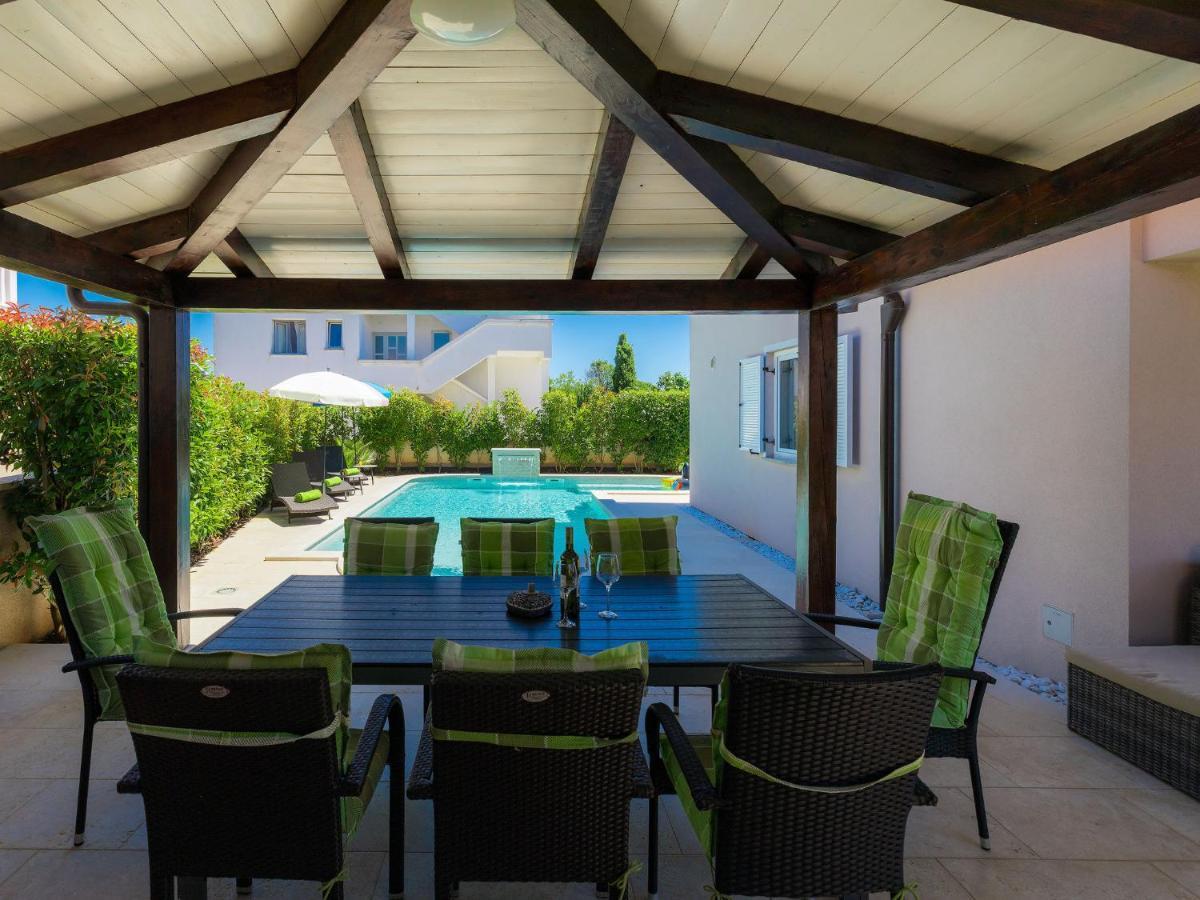Holiday Home Villa Valentina By Interhome Loborika Exterior foto